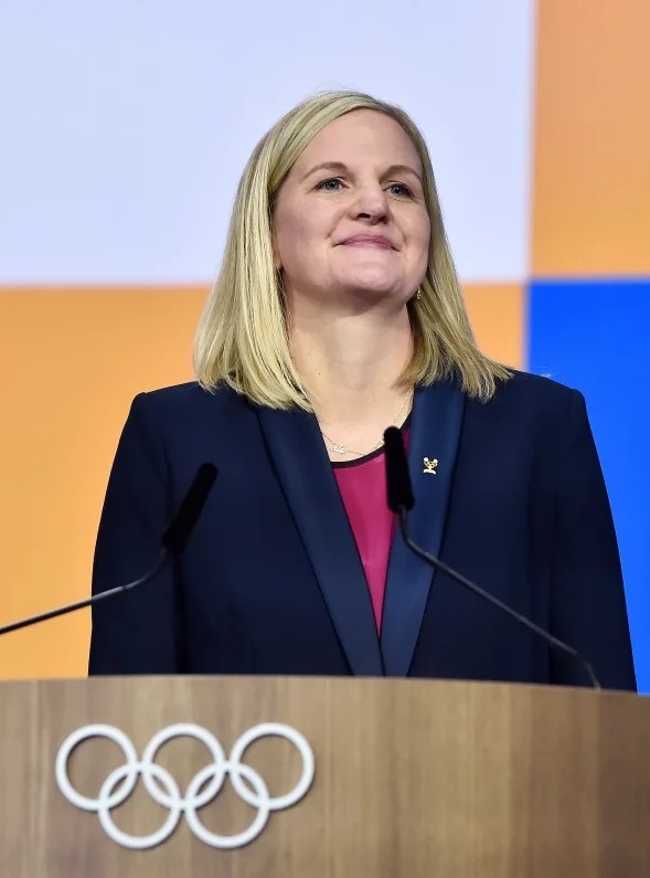 Plavkyně Coventryová povede MOV